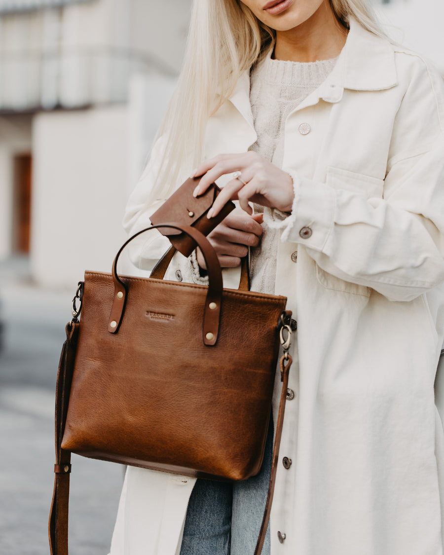 The Crossbody Shopper